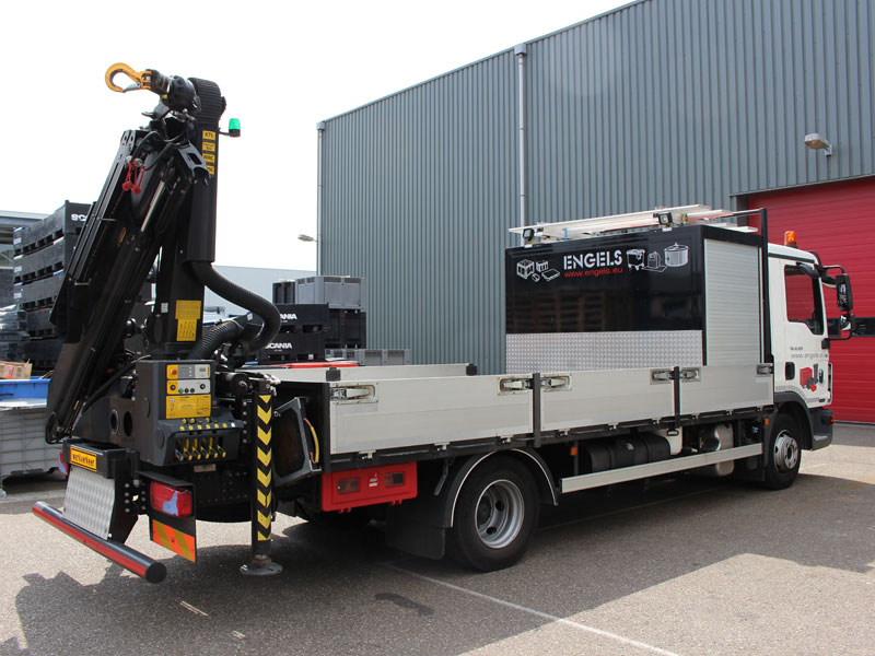 Service and maintenance of waste bins