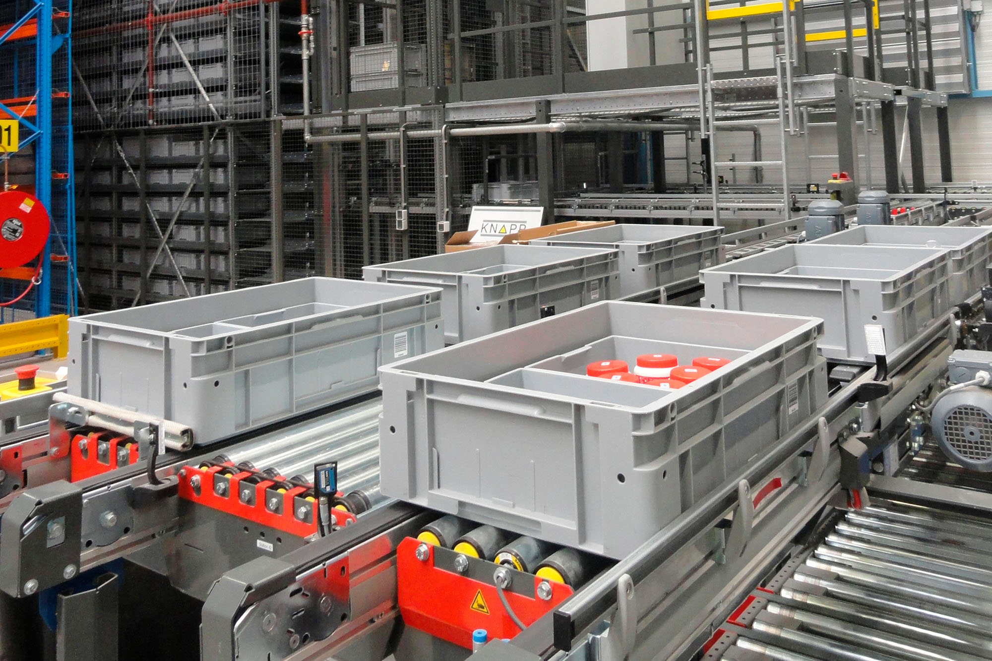 Caixas Eurotec para os novos armazéns automatizados da NedTrain